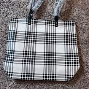 Black & White Thirty One Bag